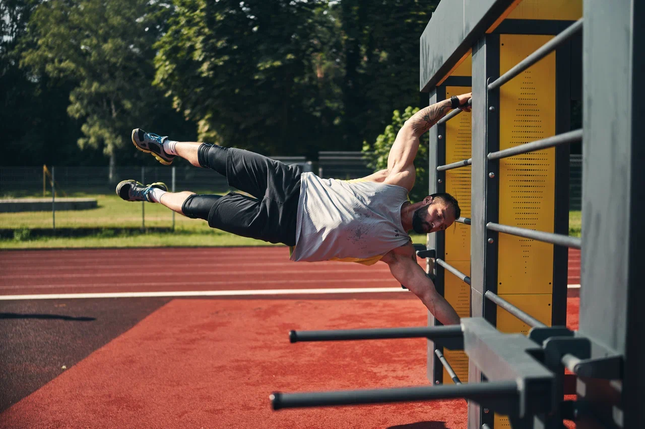 Современные уличные спортивные комплексы Punto Fit